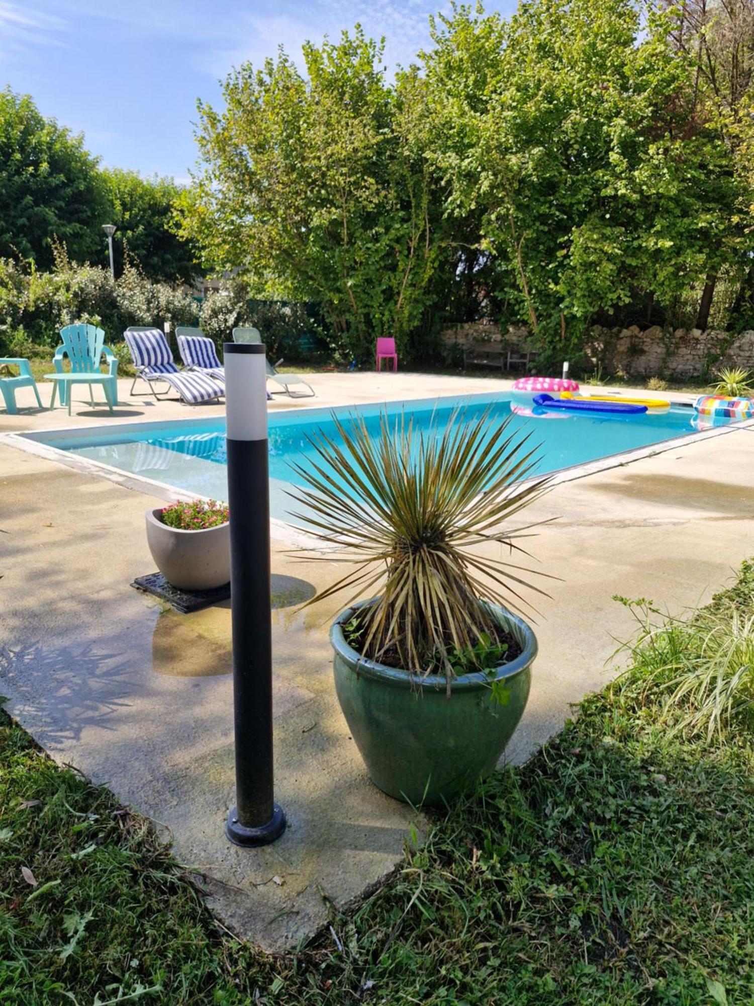 فيلا Demeure En Pierre Avec Piscine Privee Etauliers المظهر الخارجي الصورة